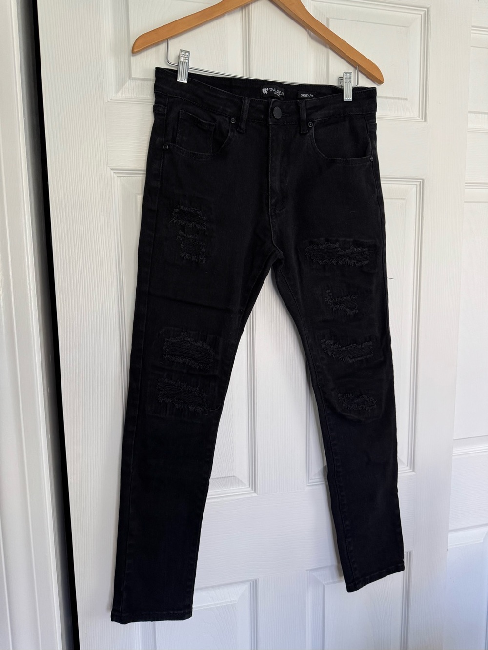 Waimea Distressed Black Men's Skinny Jeans - Picture 3 of 12